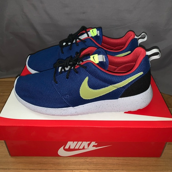 nike roshe one se